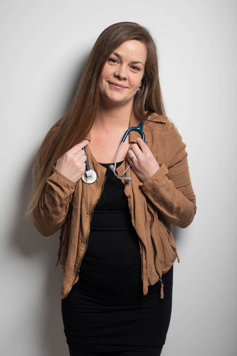 midwife-headshot-branding-pixelaska