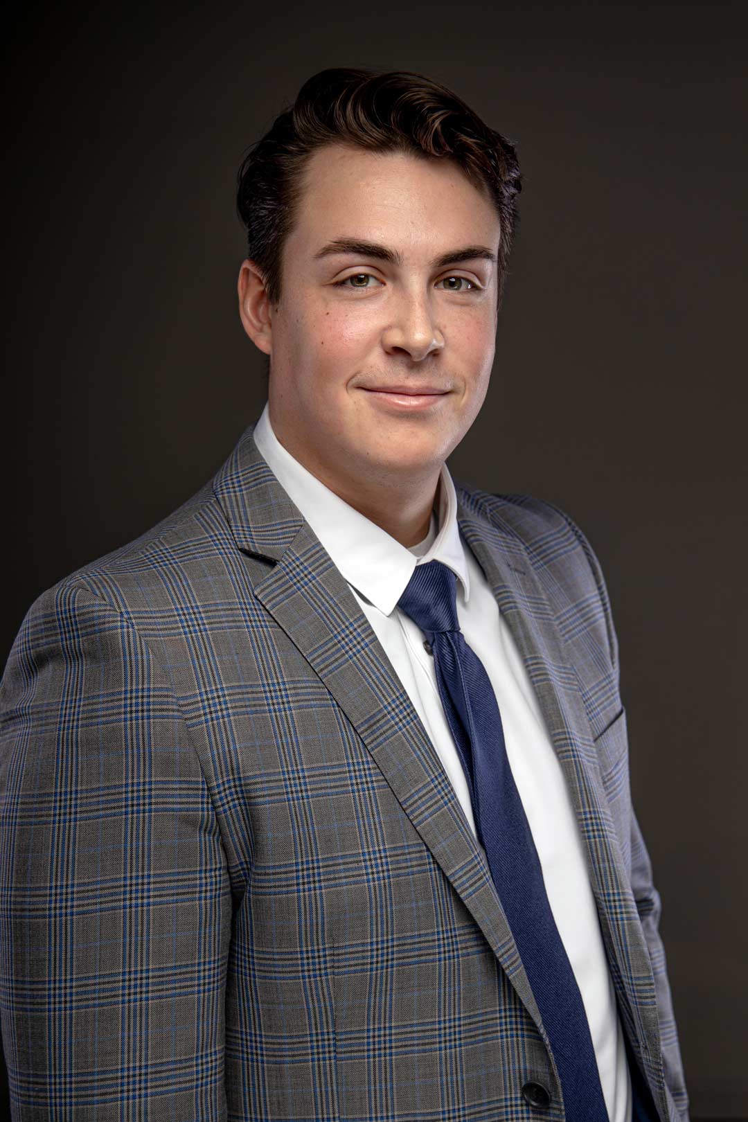 Riley-Headshots-Alaska-Realtor